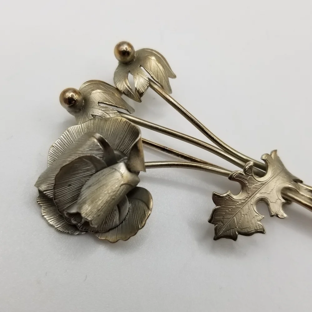 GioVanni Di Rocco Silver Tone Metal Wild Flower Pin Brooch Realistic Signed 70s